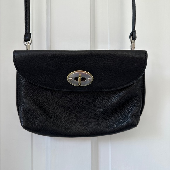 LAST CHANCE! Fossil Monica Black Leather Crossbody Bag Purse with Cardholders - Picture 3 of 7